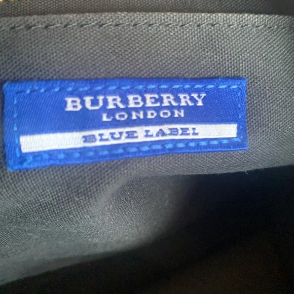 Burberry blue label shoulder bag with COA - Picture 12 of 15
